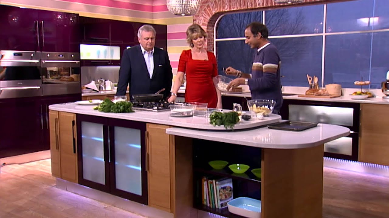 Reza's Fish And Chips | This Morning