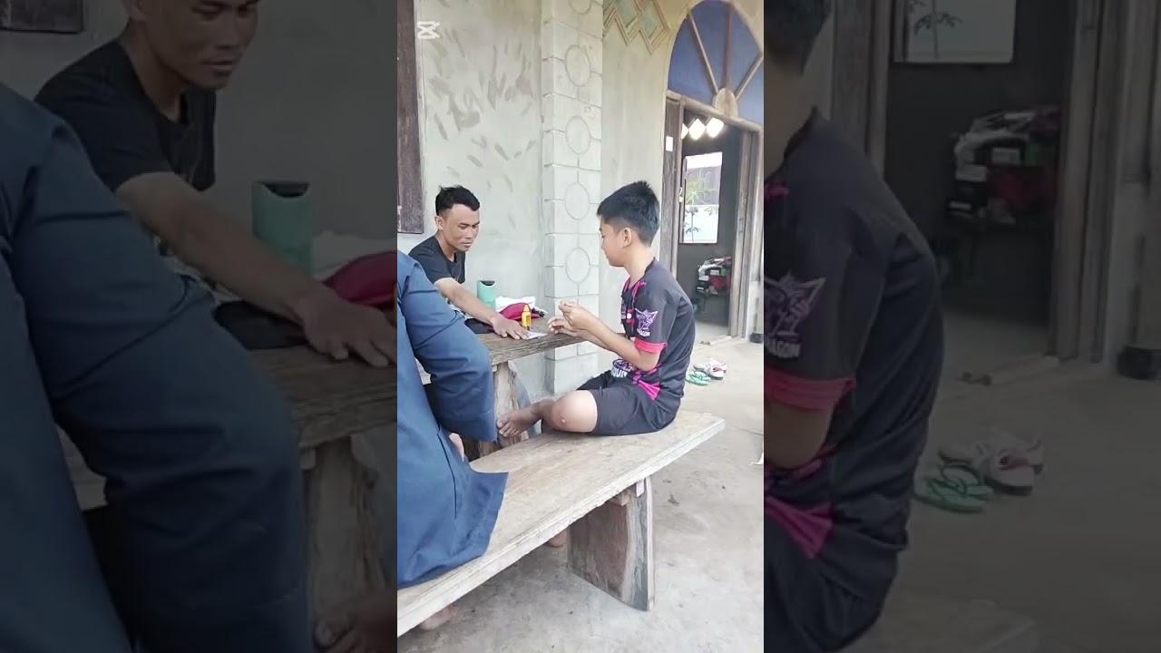 ບ່າວກັບການມາພໍ້ກັນ/น้าบ่าวมาลี้นนำหลาน