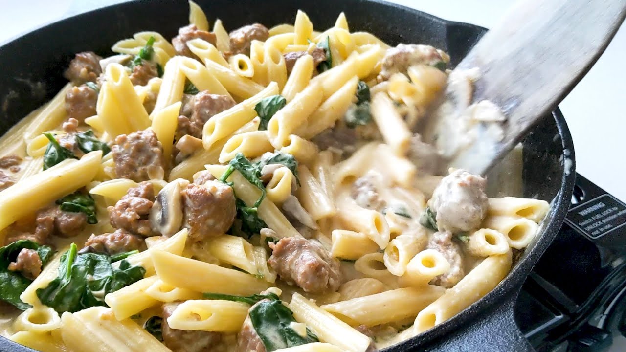 Creamy Italian Sausage Pasta [Ready in 20 Mins!]