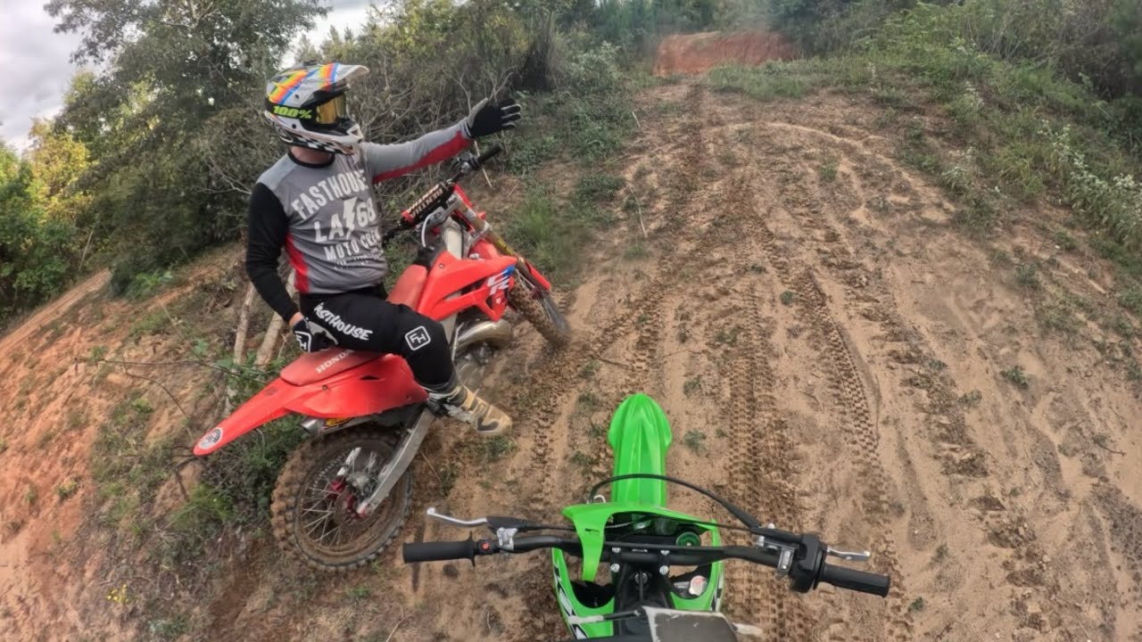 Motocross Can’t Be THAT Hard… Can It? *FIRST TIME LEARNING* 
