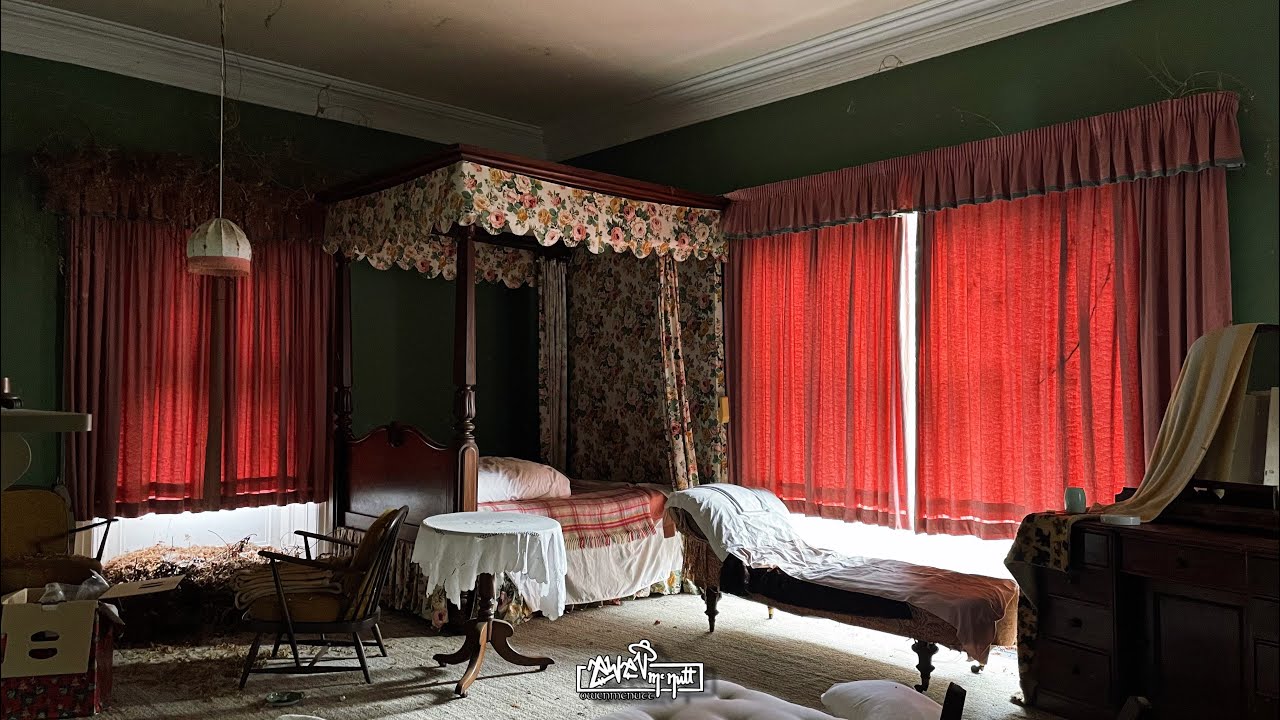 Abandoned untouched mansion, Ireland