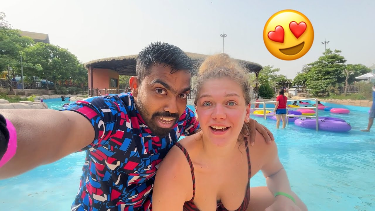 Ye Ladki Kaun Mil Gayi Appu Ghar Water Park Main 🙈❤️ | Vibhu Varshney