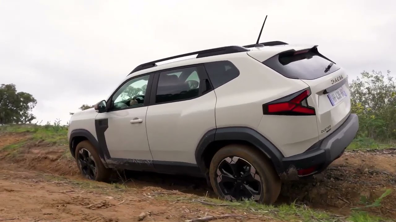 Nuovo Dacia Duster III Hybrid G-150 4x4 - Car Lovers Roma