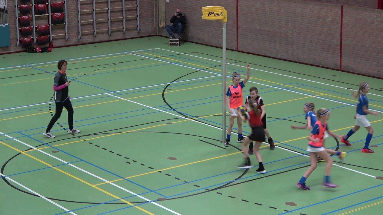 Korfbal DOS'46 D1  -  Roreko D2
