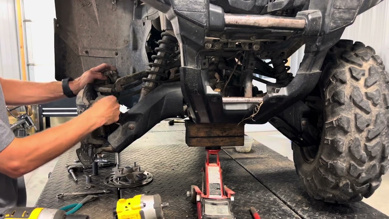 Yamaha Grizzly 700 Ripped CV Boot Axle Clicking Noise in Front Shaft