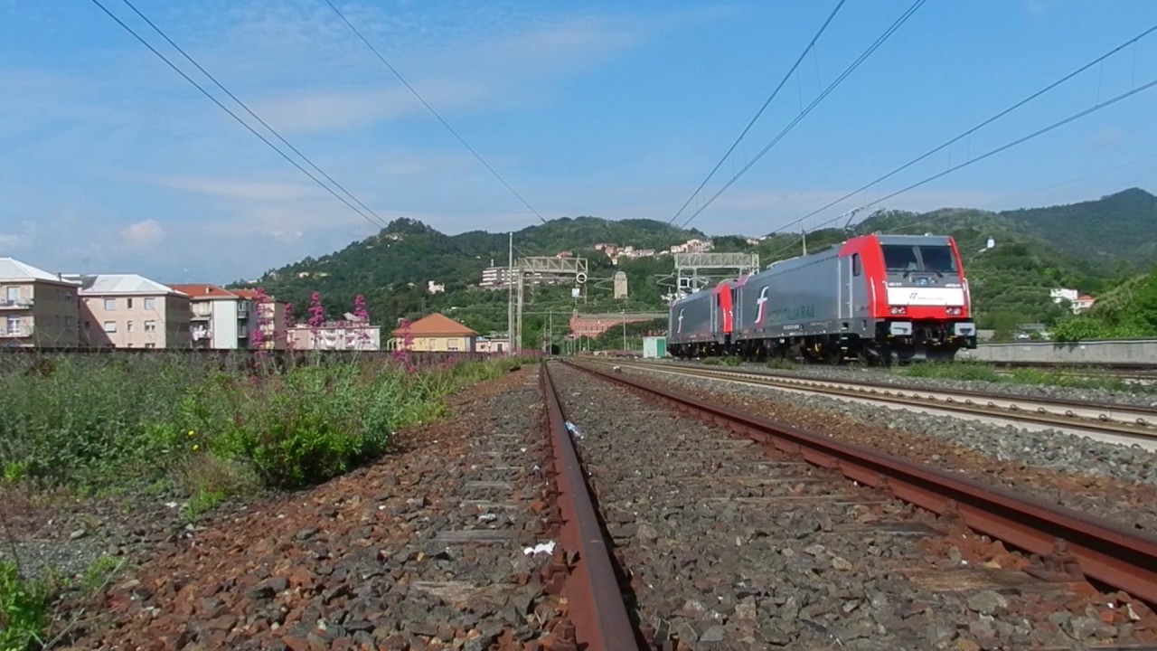 E483.316 + E483.317 - Famiglia Mercitalia Rail in crescita