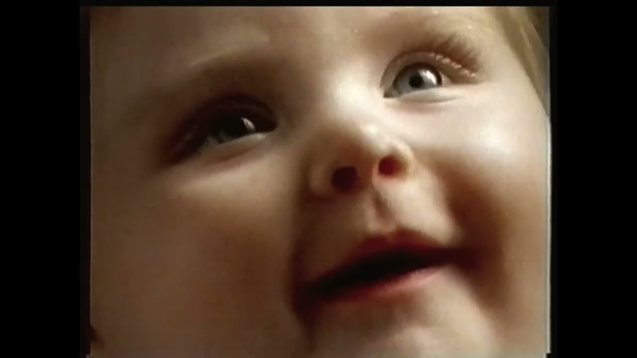 RTL-TVI - D&eacute;cembre 1993 - Publicit&eacute;s 2 (Film : N&eacute; un 4 Juillet)