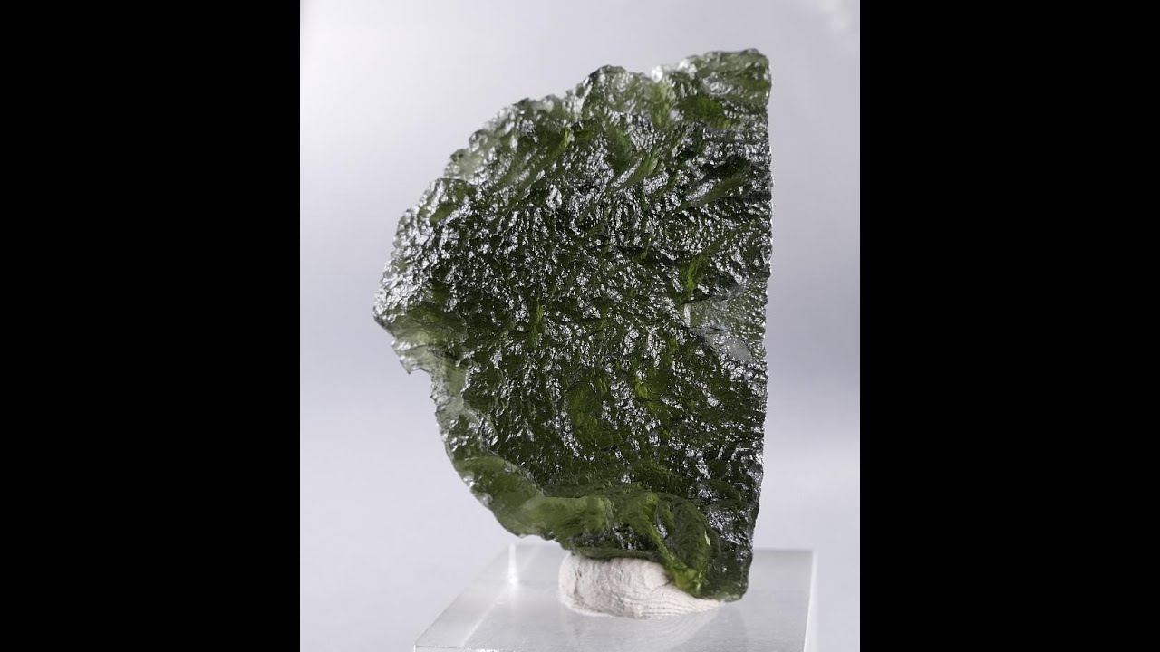 Large MOLDAVITE Museum grade specimen 103 ct - 20.6 gram with COA a6581