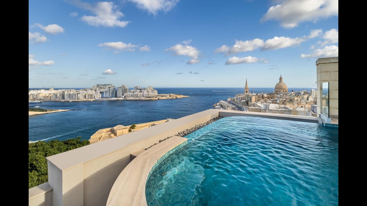 An iconic House of Character in Valletta