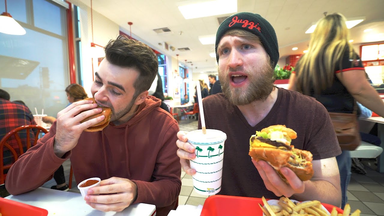 HIS FIRST TIME EATING IN N OUT REACTION!