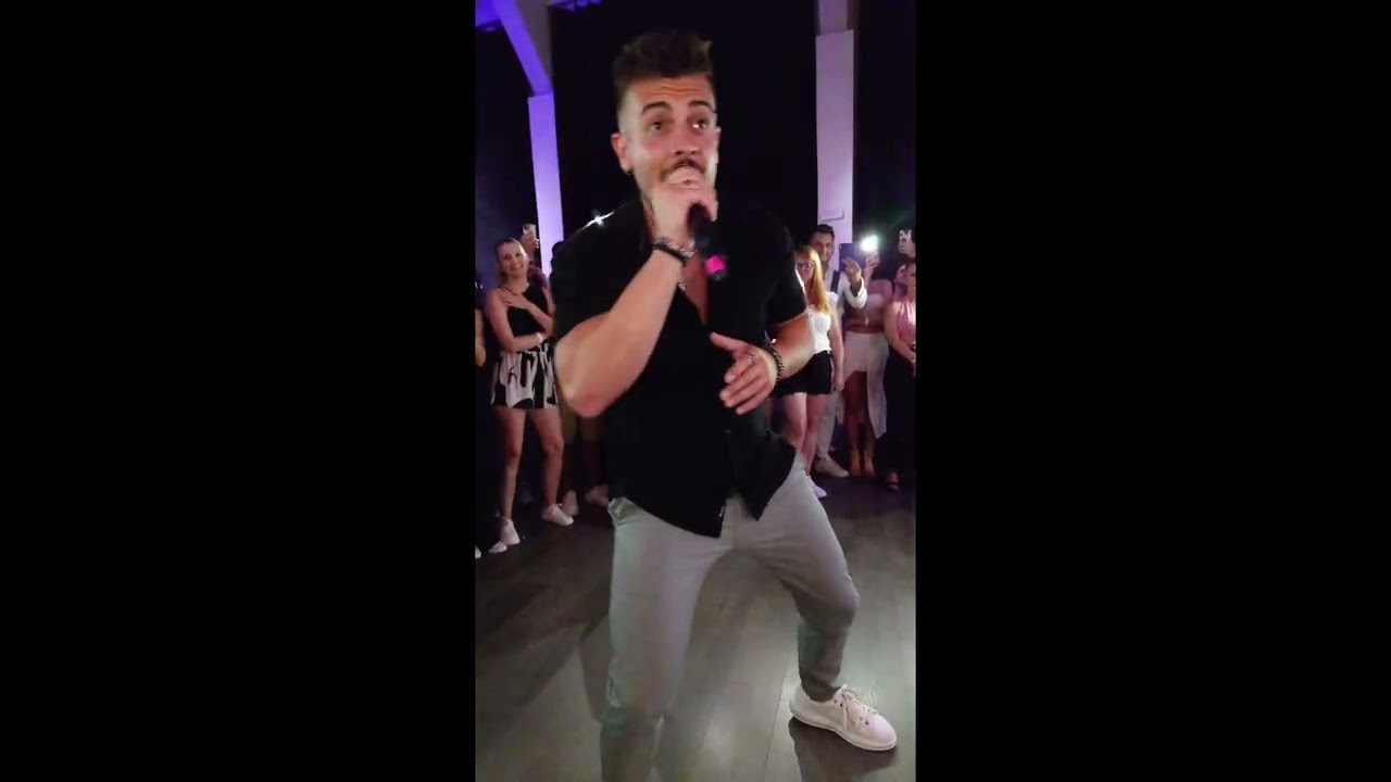 Sebas Garreta Budapesten - Concierto de Sebas Garreta en Budapest #sebasgarreta #bachata #spanyol