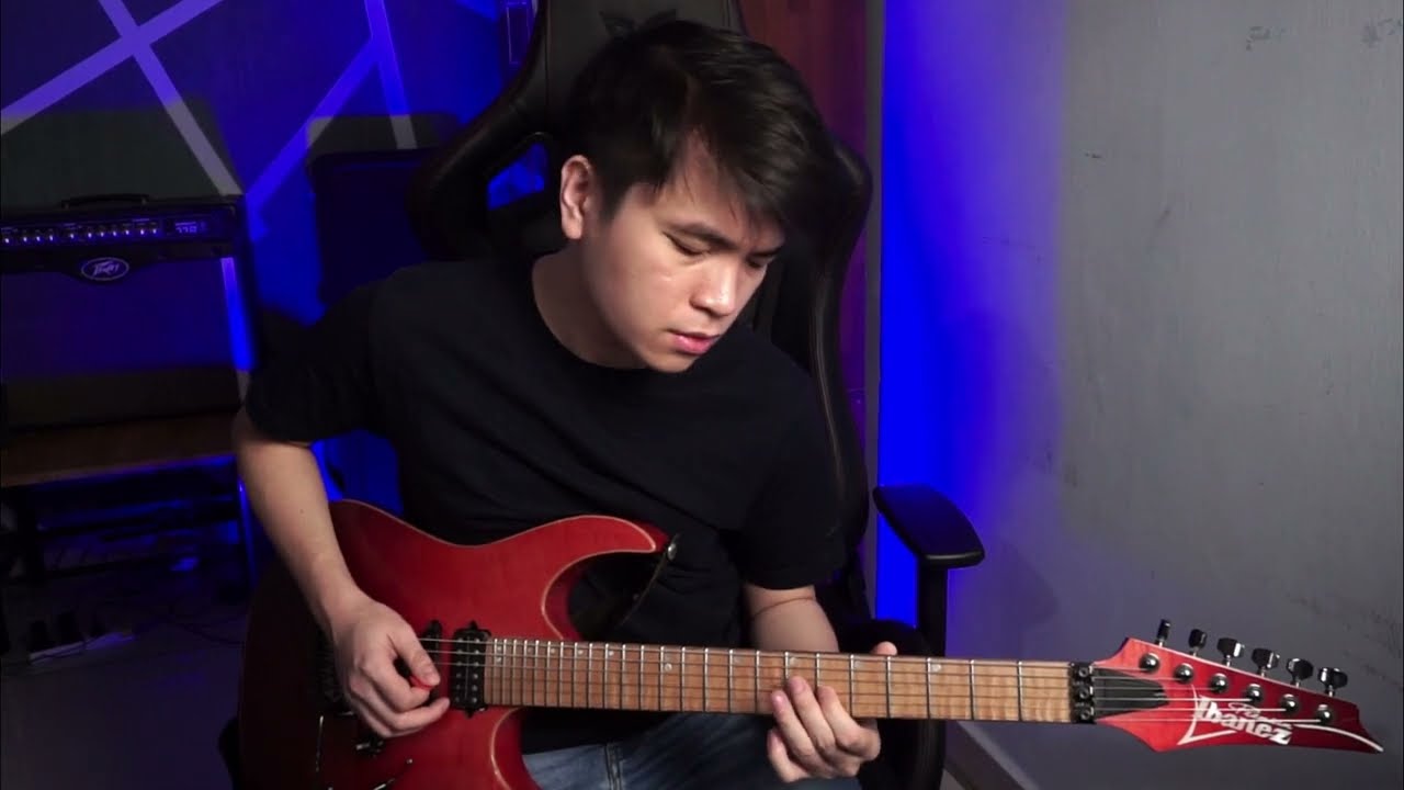 MOMUHOBO - ELICA PAUJIN Guitar Cover by Dicken Krr