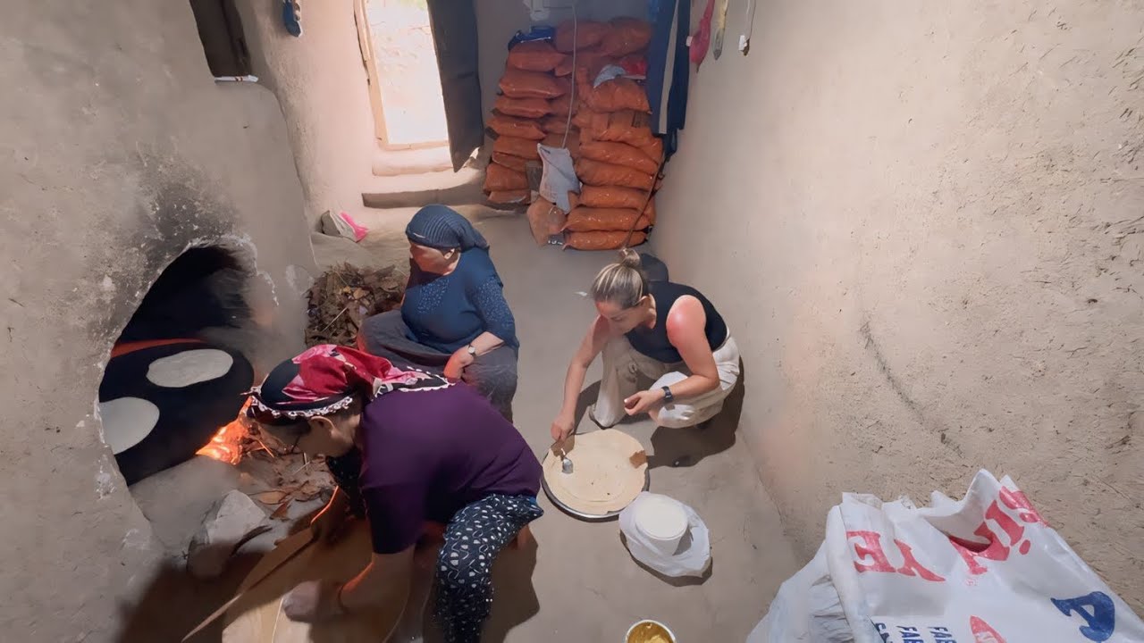 NENEM İLE TEYZEM BAZLAMA VE YAĞLI EKMEK YAPTI ❤️ köy günlük vlog