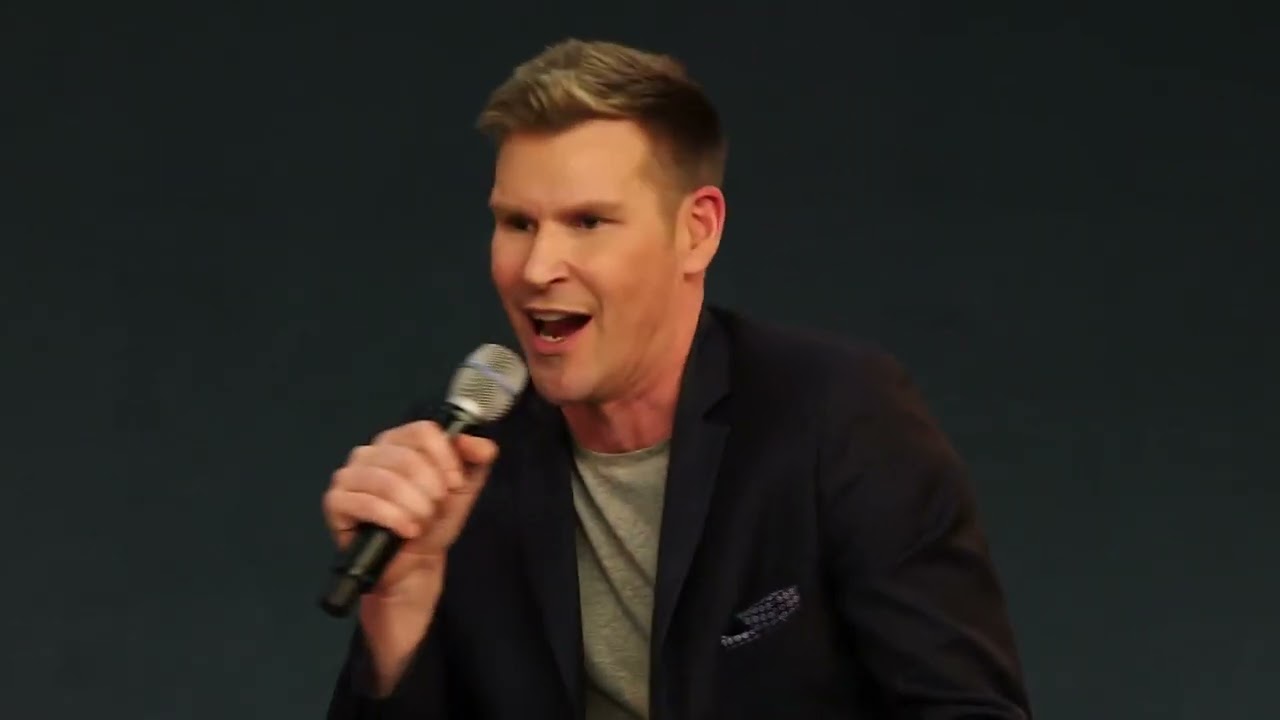 David Hasselhoff: Interview about his app Hoff Zombie Beach Apocalypse