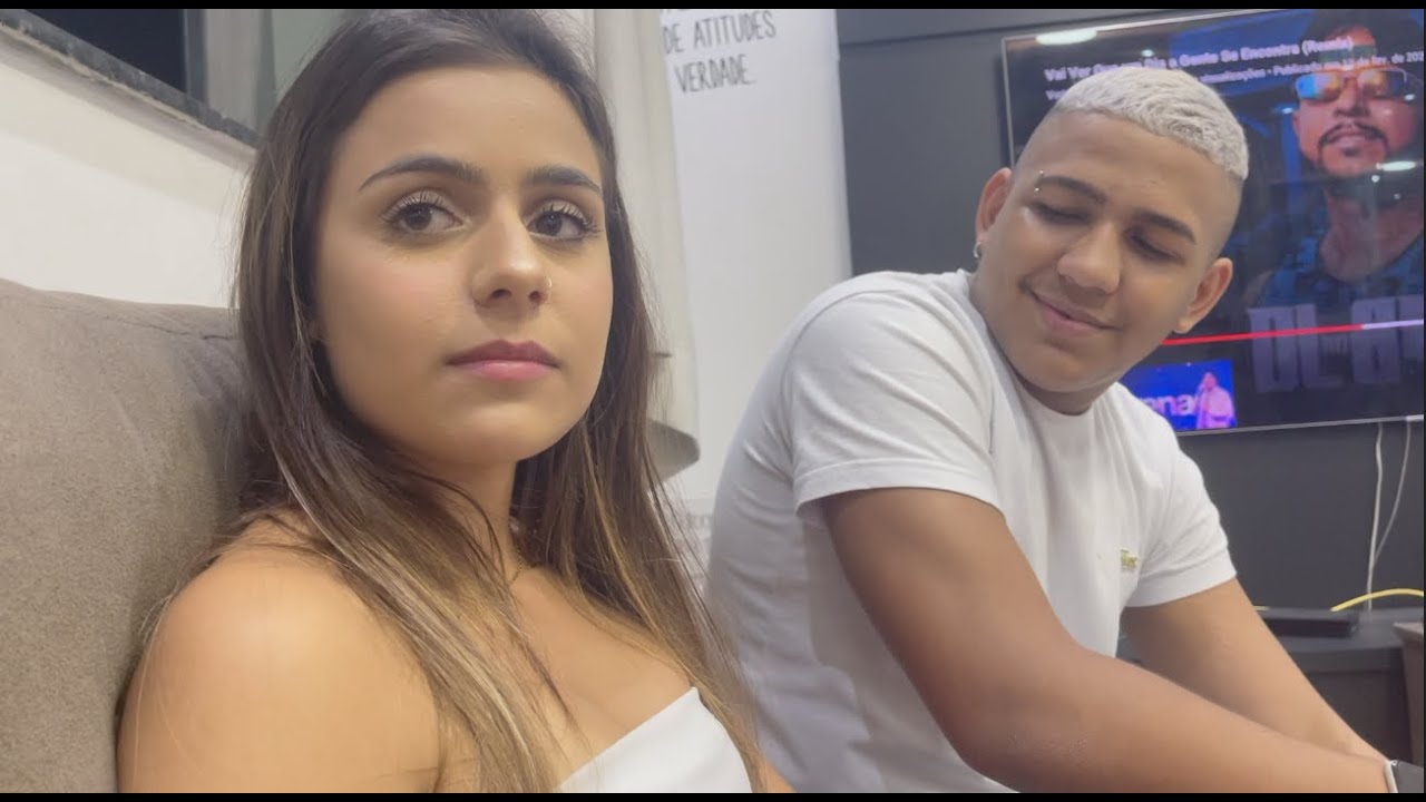 DEI UMA MISSÃO PRA JULIA