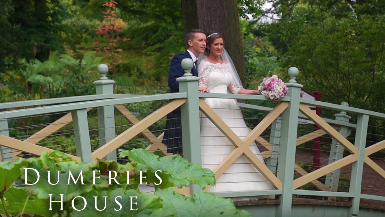 Toni and Graeme's scottish wedding at Dumfries House