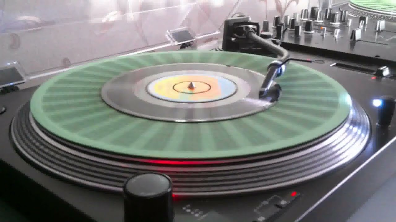 Toots & The Maytals - Dog War (Island) {By seamoondisco}.