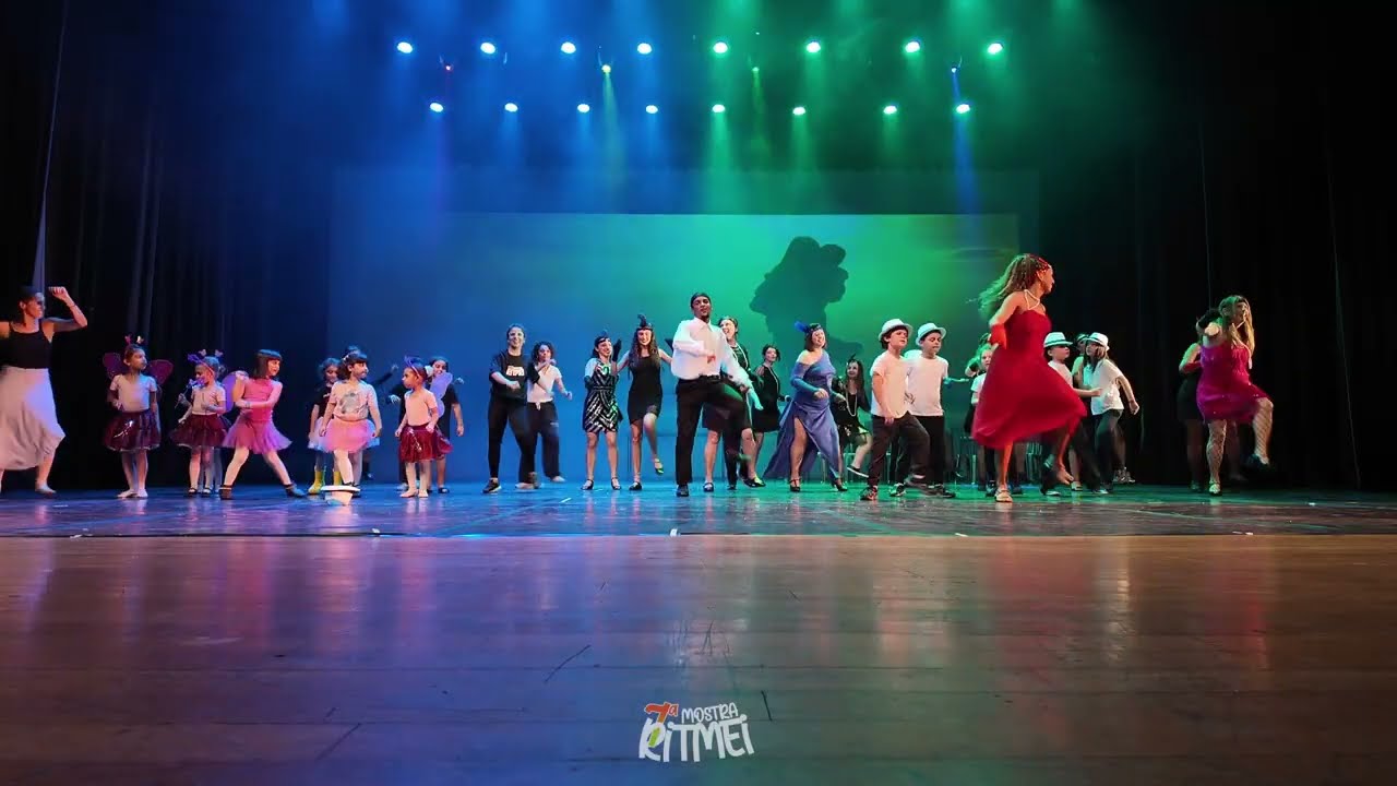 VII MOSTRA RITMEI - Hip Hop Infantil + Flashback + Coreografia - Juliene Katlyn e Derek