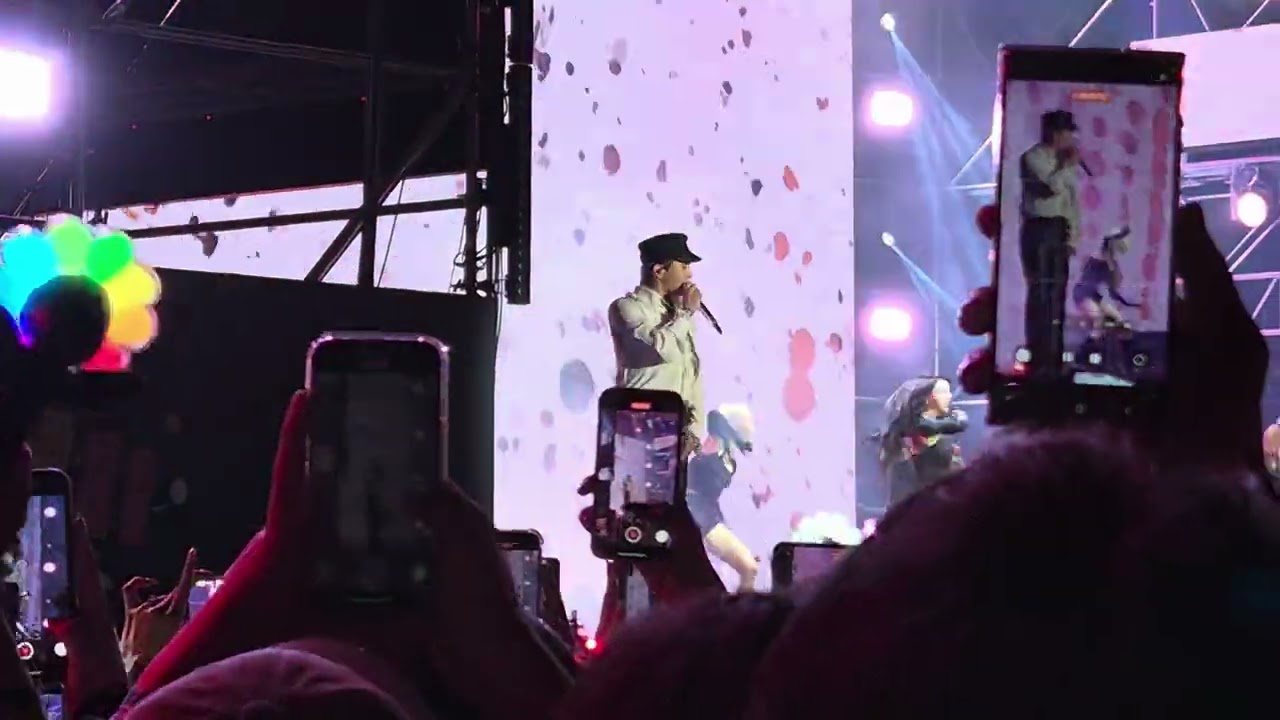 251018 G-DRAGON 삐딱하게 @ Madly Medley 