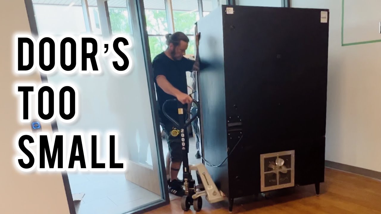 This Is How To Move A Big Vending Machine Through A Small Door!