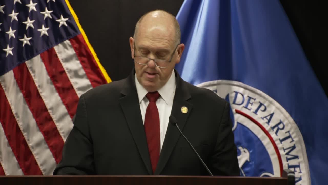 Tom Homan tells ICE protesters to 'stop impeding' law enforcement