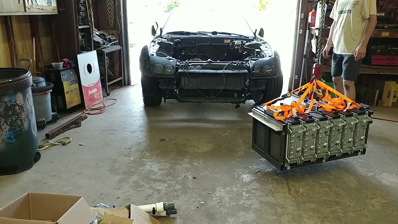 Mitsubishi 3000GT Tesla Swap 20 - Front Battery Install