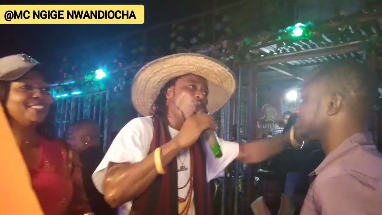CHUKWUMA UDENZE UNYAMI LIVE STAGE AT GAB BAR, CABLE POINT, ASABA.