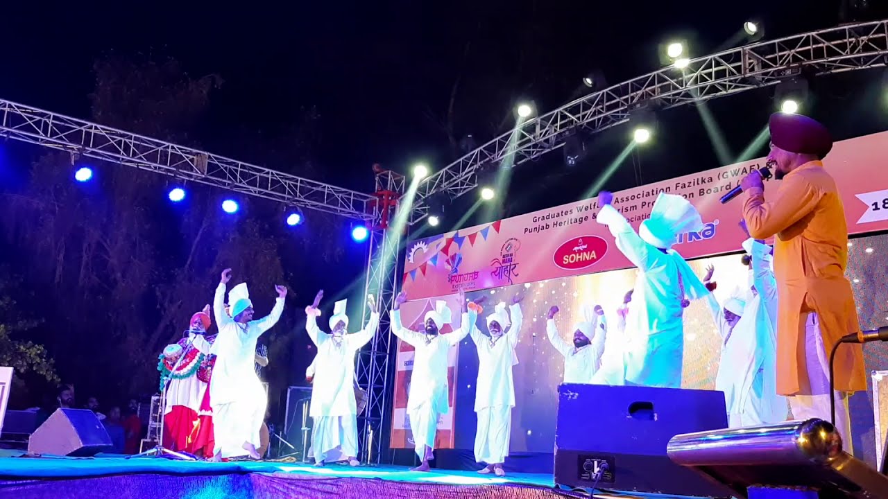 PUNJABI FOLK DANCE JHOOMAR | FAZILKA HERITAGE 2019 | BOLIYAN JASWINDER JASSI | LOK NACH JHUMAR