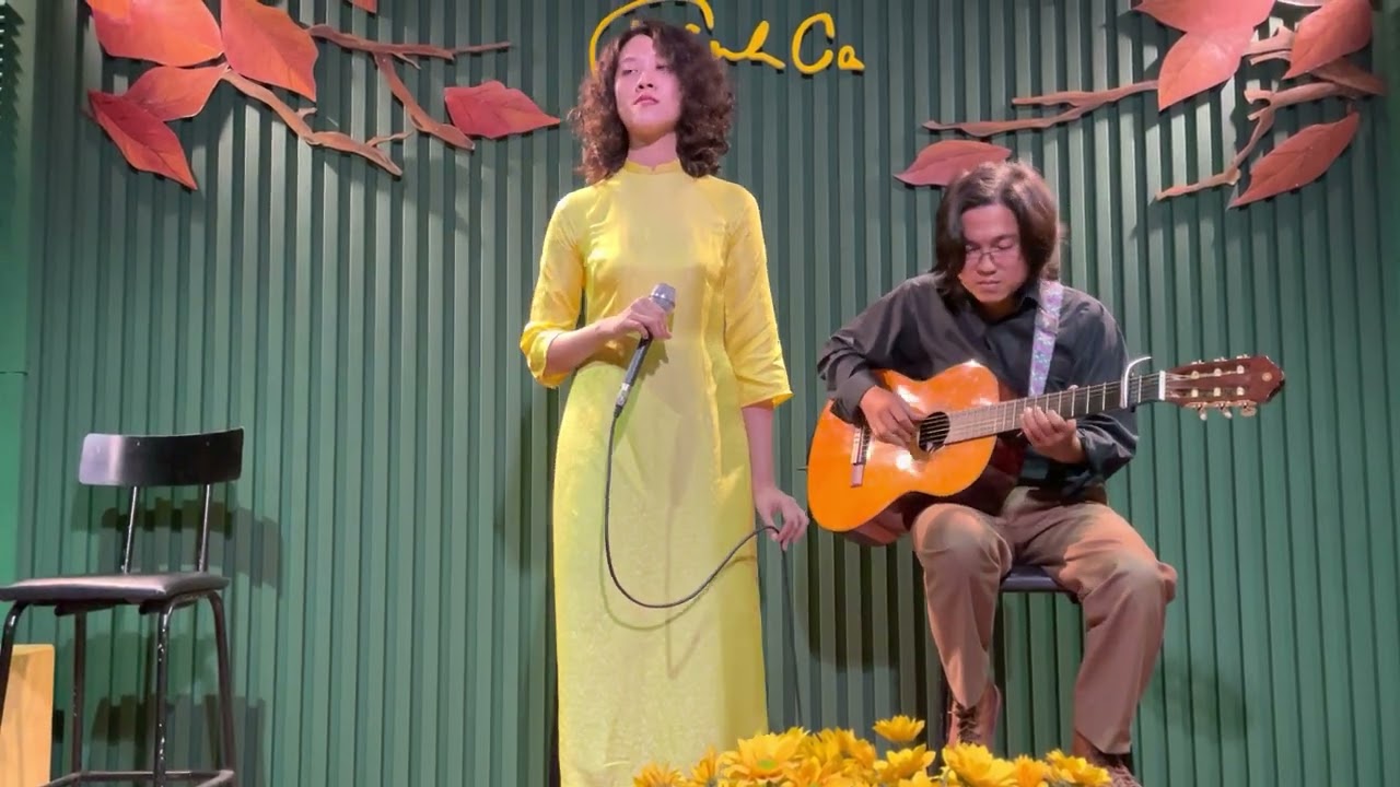 Lặng người nghe Hoàng Trang hát “Diễm xưa” của Trịnh Công Sơn!