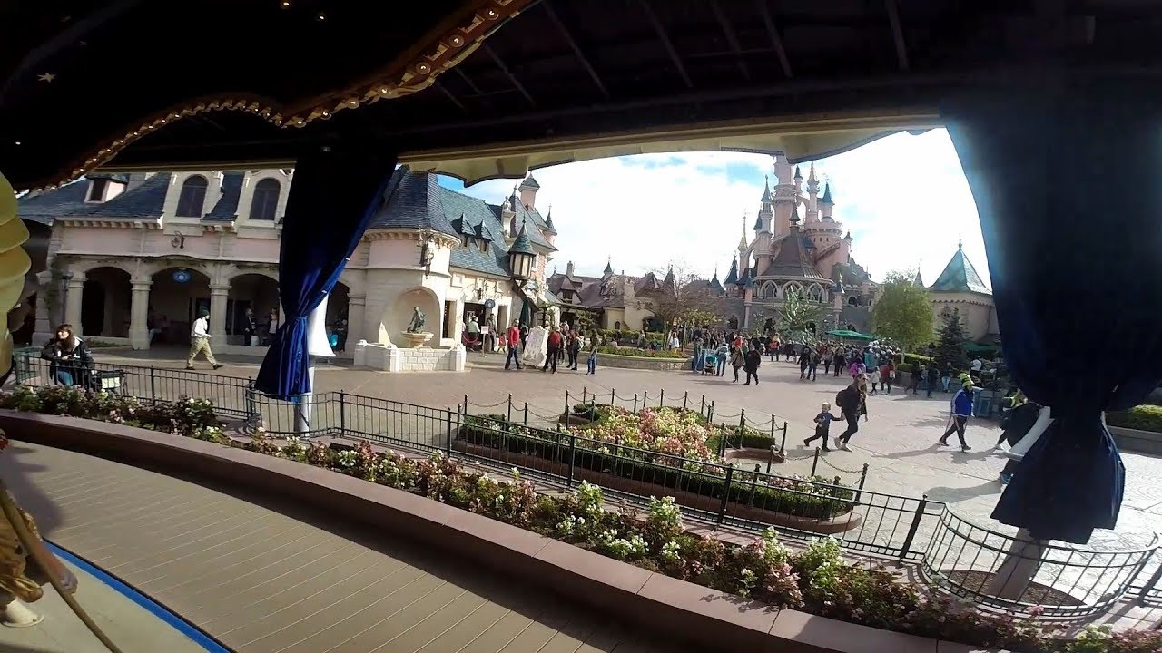 Disneyland Paris - Le Carrousel de Lancelot