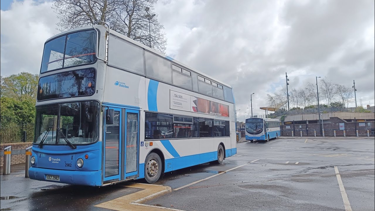 Translink Ulsterbus | ALX400 Volvo B7TL 2982 (EEZ 2982) | Service 384F