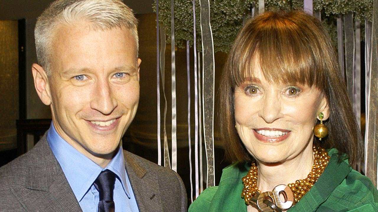 How Gloria Vanderbilt Became a Fashion Icon