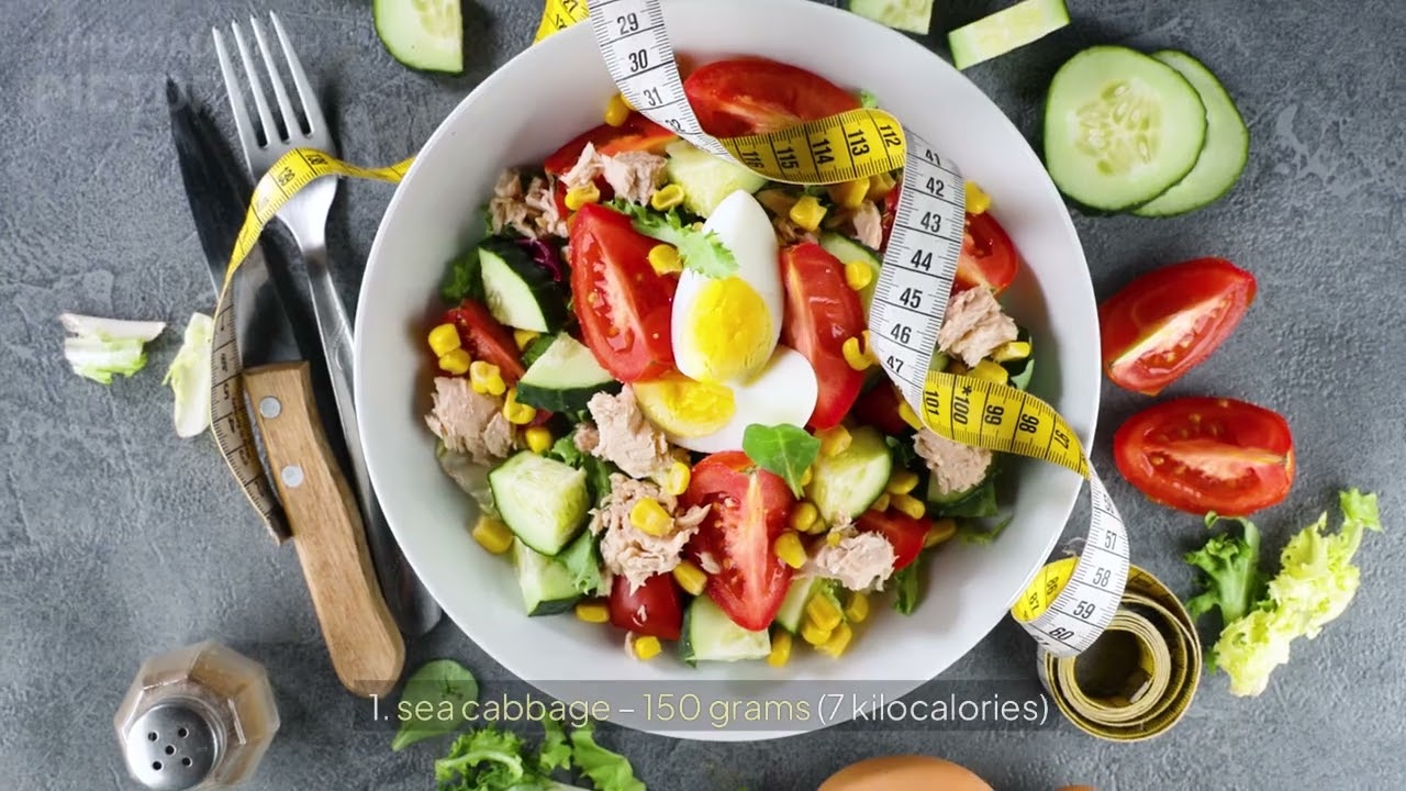 How many calories are in a sea cabbage salad with egg?