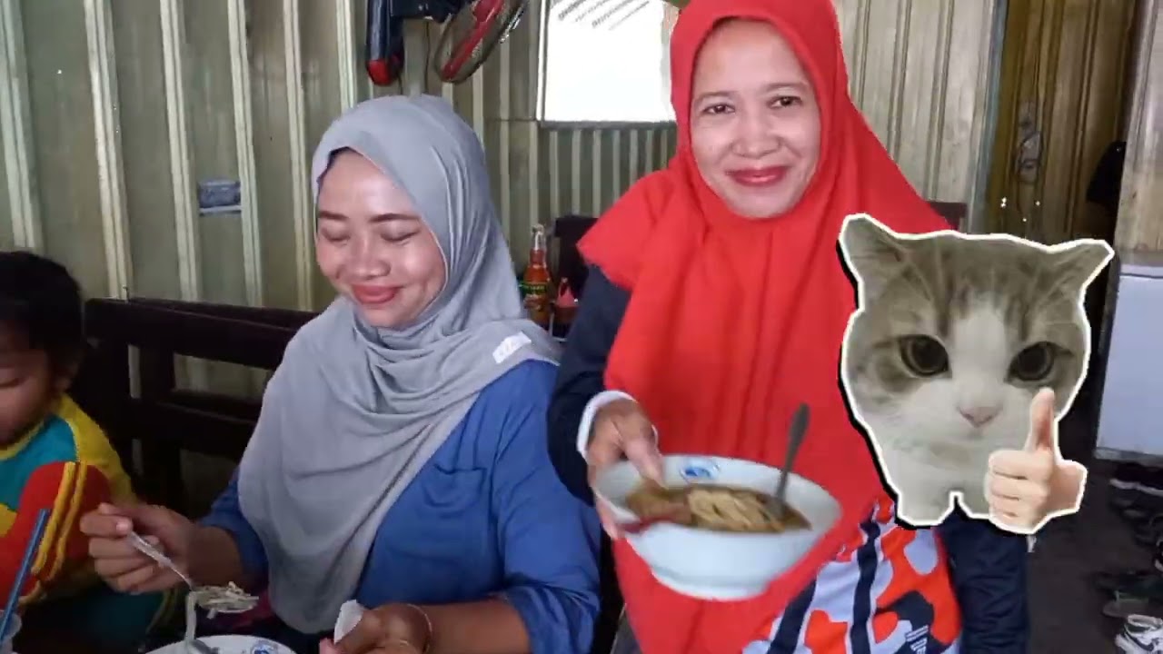 ASYIKNYA MAKAN BAKSO DAN MIE AYAM BERSAMA TK DW I KEDUNGADEM
