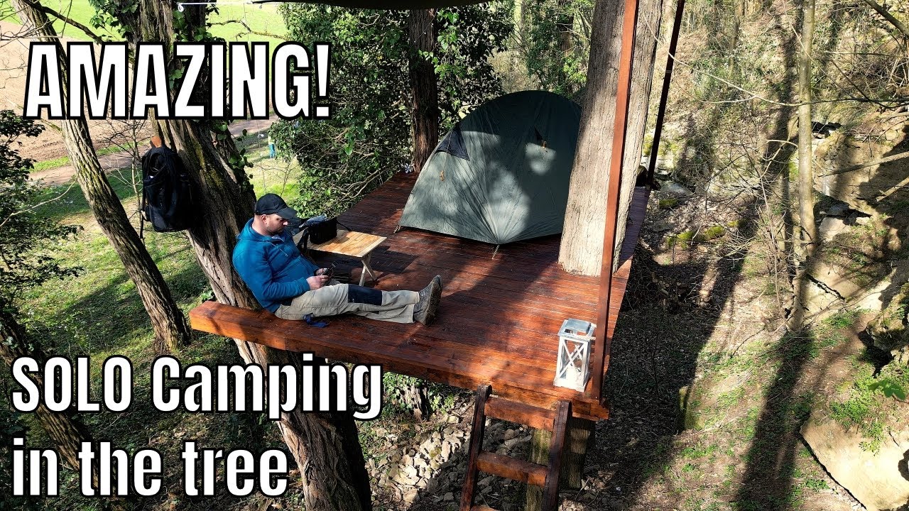 Building a wooden platform in the tree for tent camping | Wild cooking