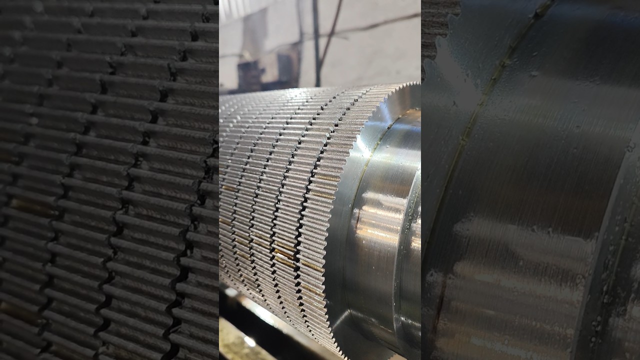 Fluting of Corrugation Machine Rollers 🔥✨ #boxmakingmachine #youtubeshorts #fluteroll #refluting