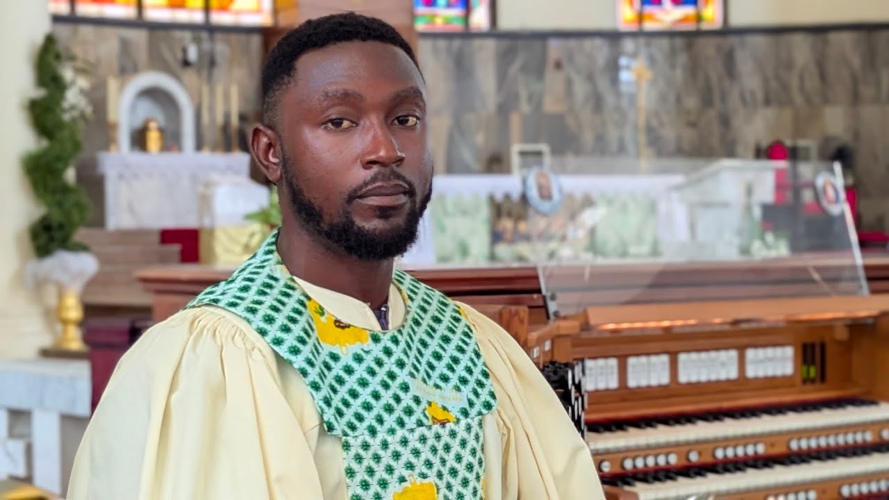 In the presence of the angels I praise you, O Lord Psalm 138 by Macartan Odeke.
