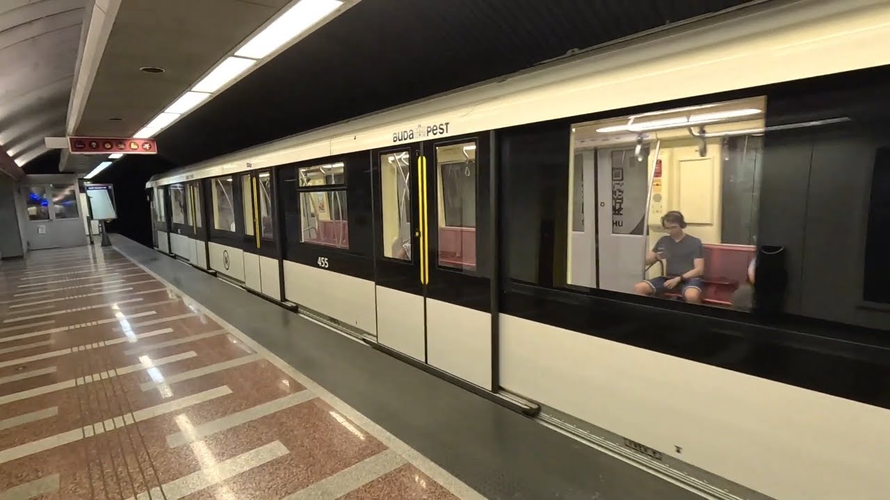 Budapest Metro - Széll Kálmán tér Station | Hungary | 15/08/24