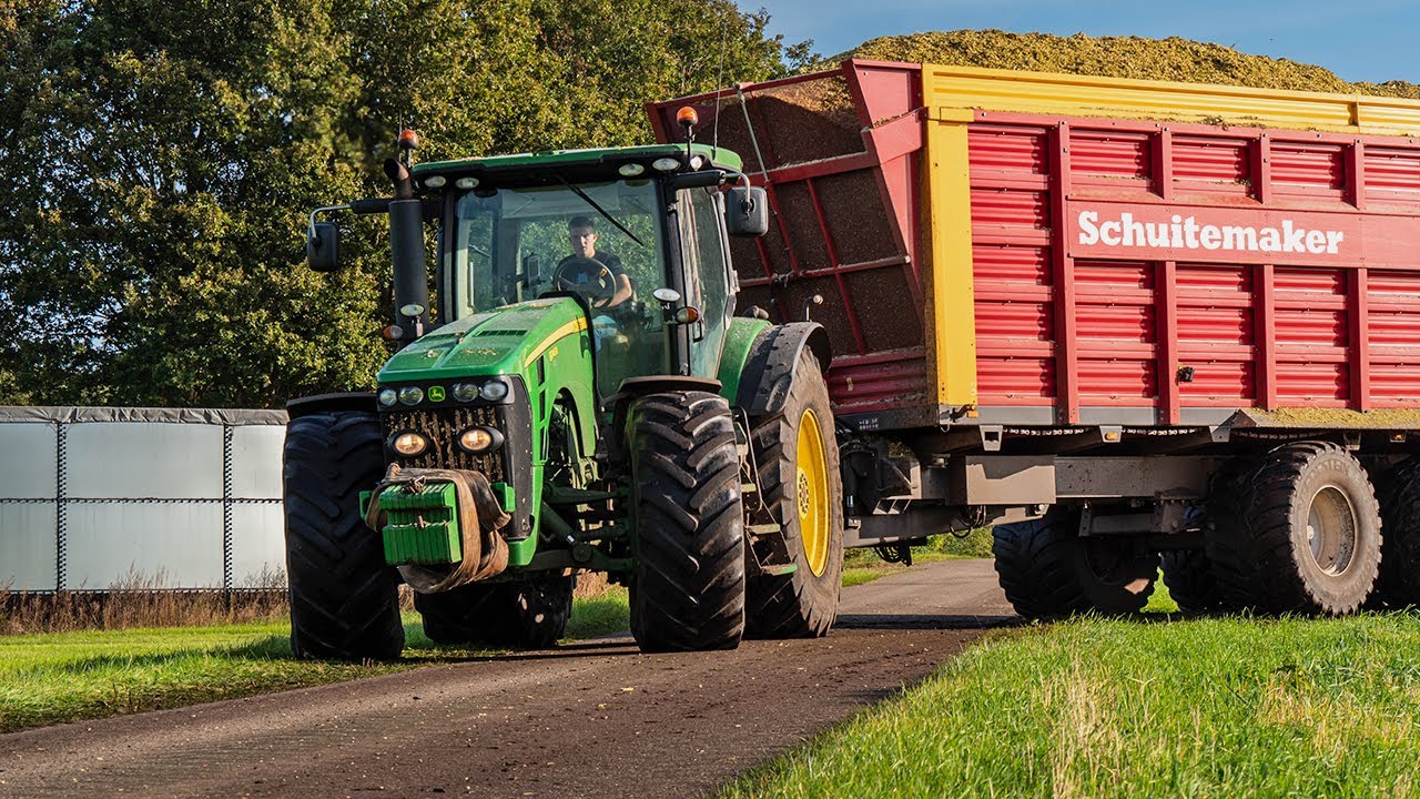 John Deere Sound, Maize silage 2021 / Loonbedrijf Vroege / John Deere 8800i + 8R + 7R + 7920