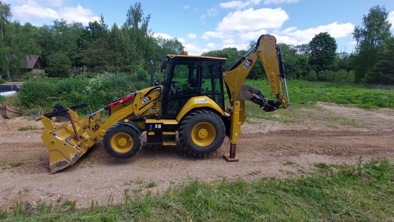 CAT 432  Year 2021 Hours 390