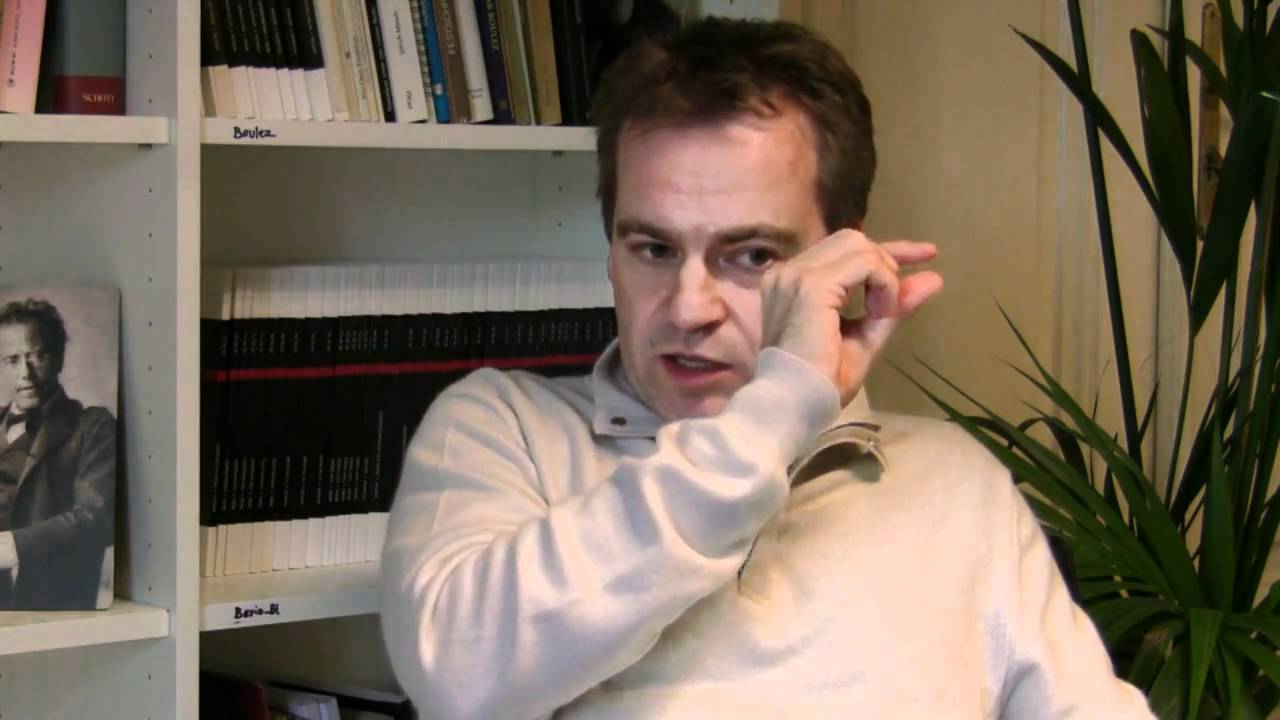 UE Mahler Interview with Jonathan Nott