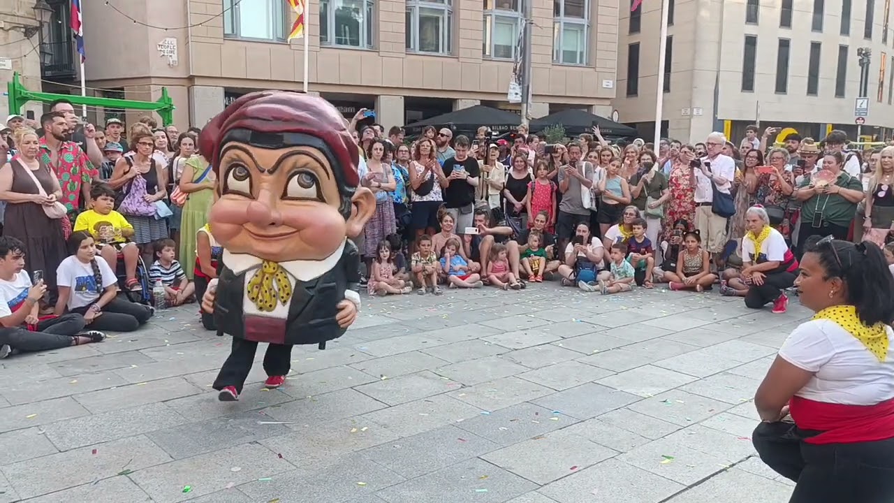 Ball del Nan Cu-cut de la Plaça Nova - Trobada de Gegants de Sant Roc - Barcelona 2025