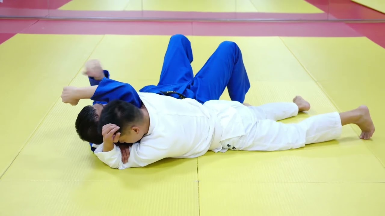 Kata gatami escapes