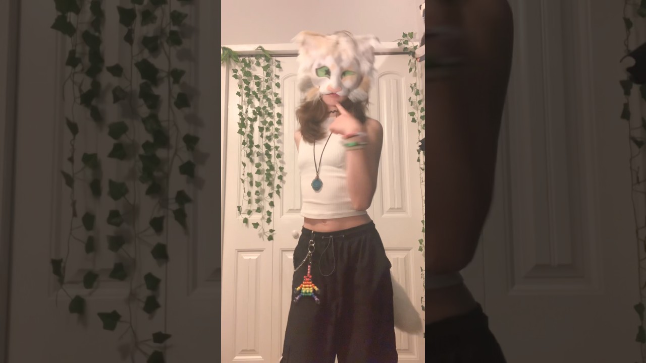 Masks/tails &ne; therian || Stop assuming😭#notatherian #furry #mask #tails #maskmaker #gear #catmask