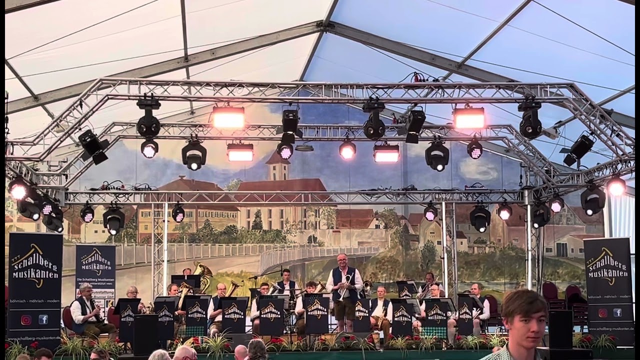 Schallberg Musikanten | Das Märchen von Moos und Farnkraut (LIVE)