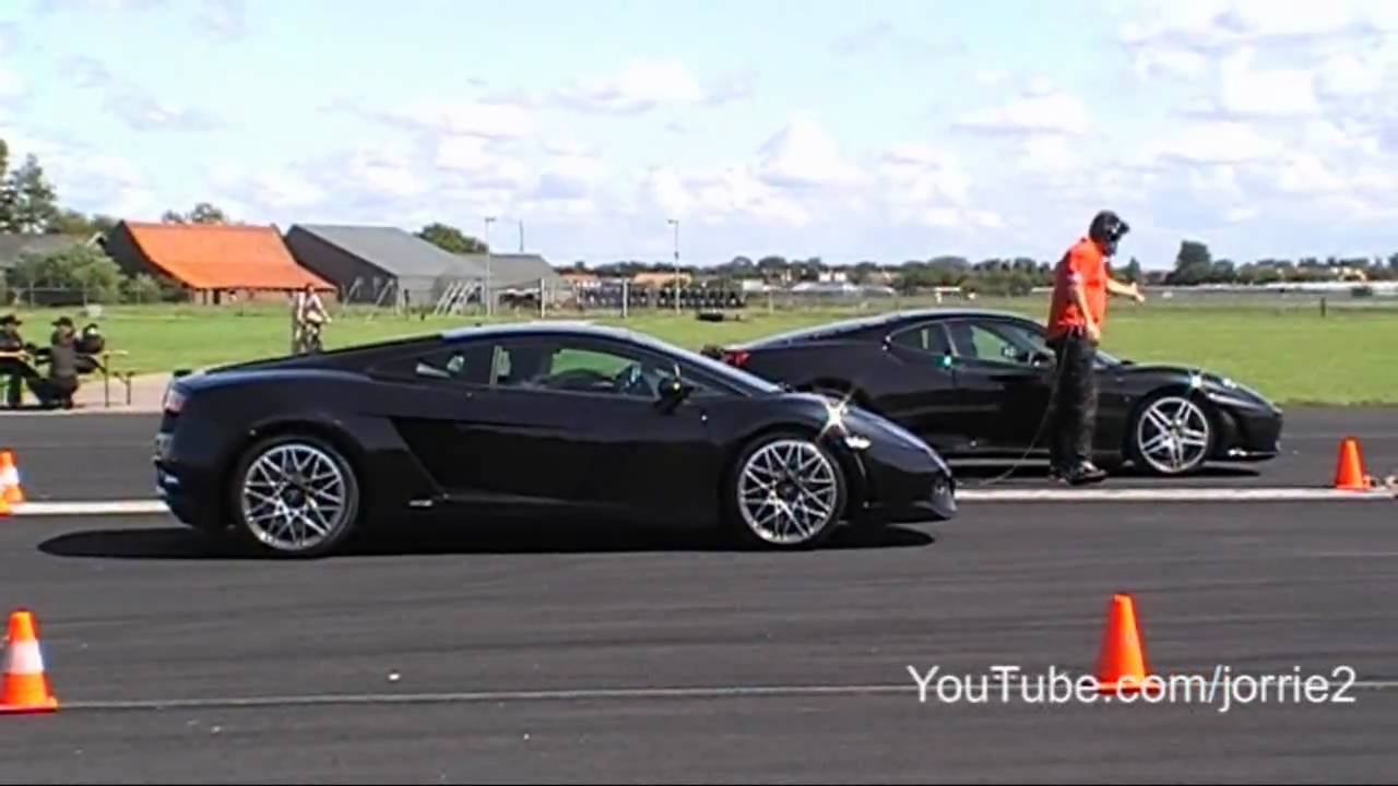 LP560 vs. F430 airstrip dragrace!