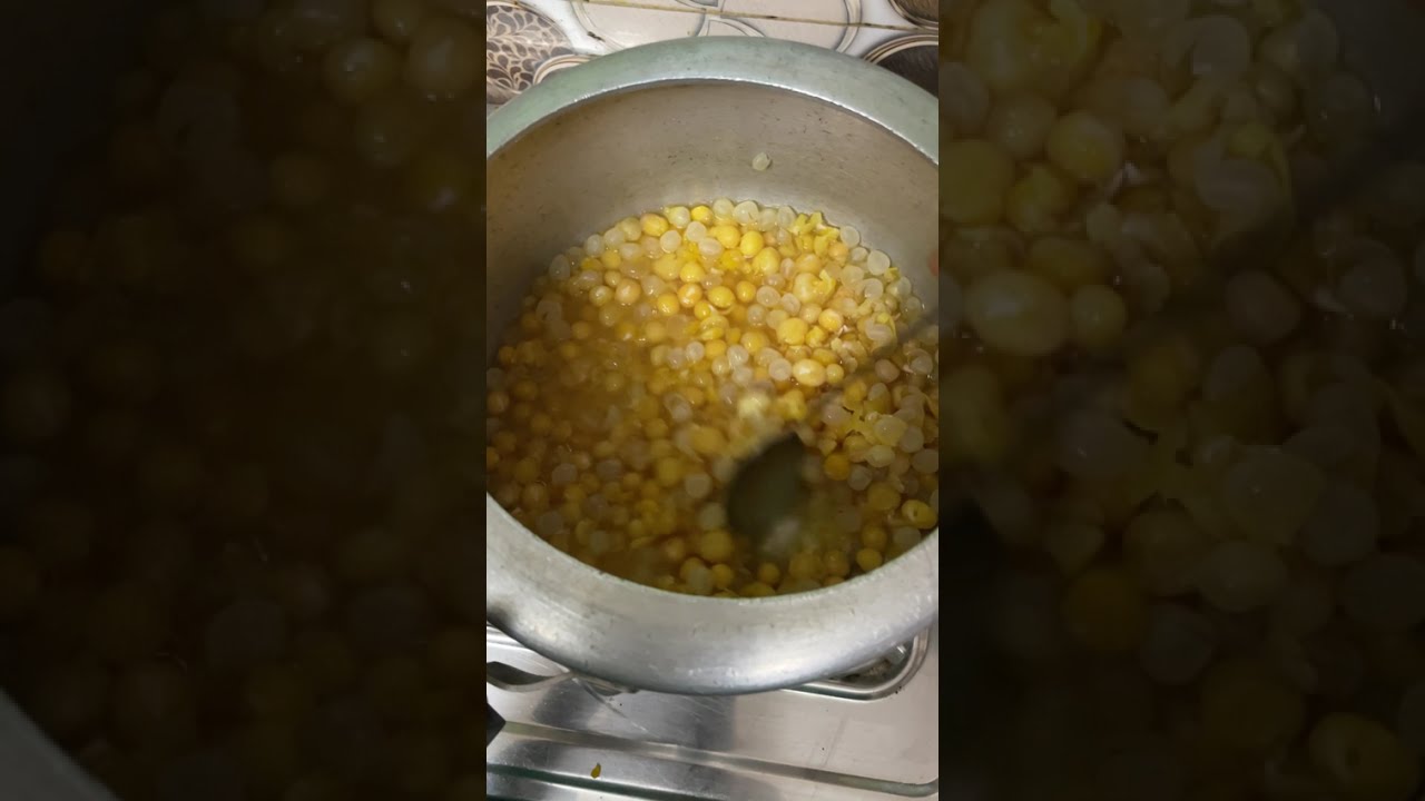 আজকে দুপুরের রান্না না করেই ….দুপুর বেলায় দারুণ খাবার খেলাম 😁😁