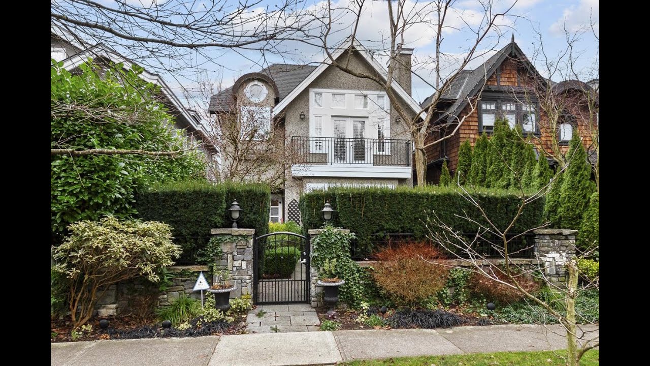 4443 W 15 AVE | Point Grey