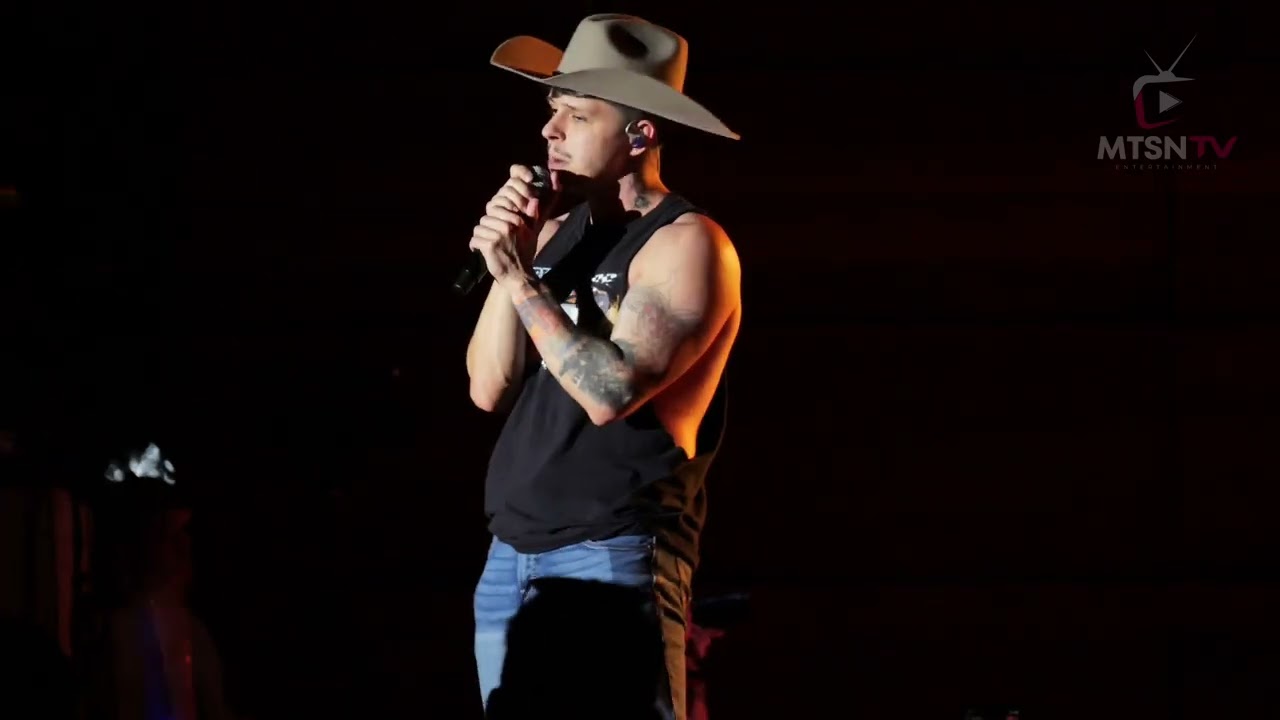 @iamdixondallas  Live Performance at Arlington Pride 2024