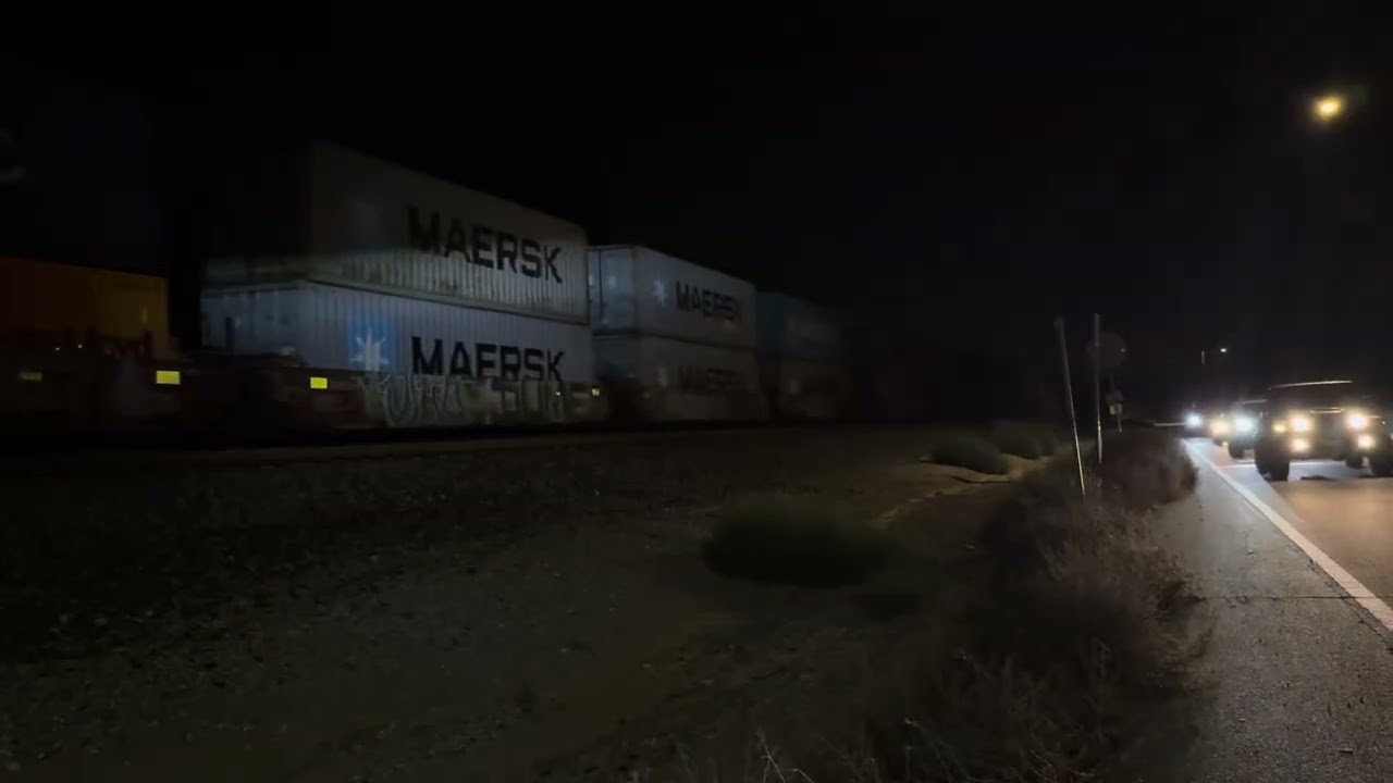 Caught an evening #train on my #ride1up #revv1. 